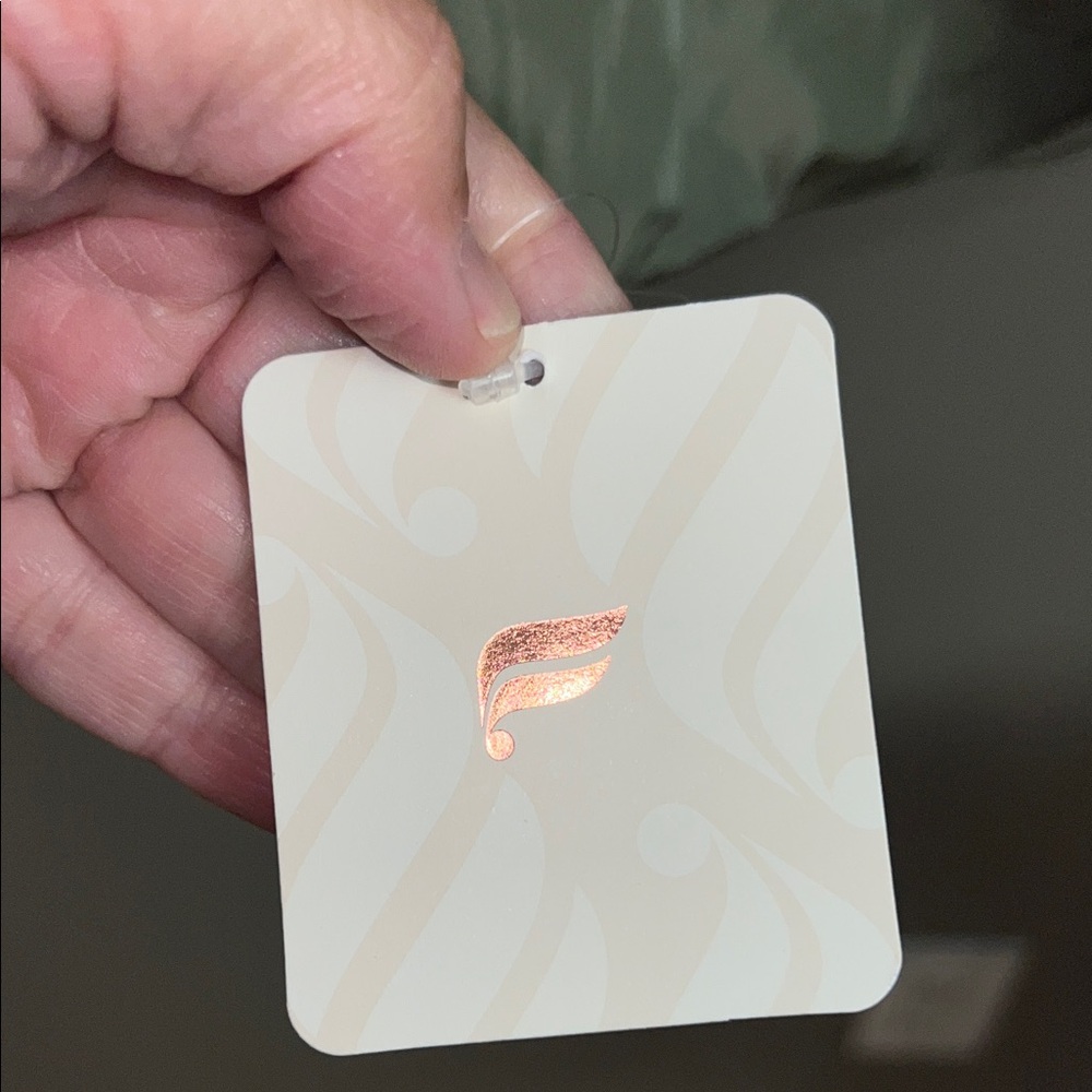 Fabletics Olive Green Puffer Jacket - image 5